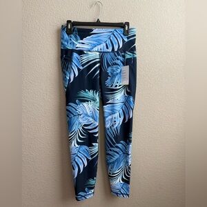 NWT Old Navy Power Soft Blue Leaf Print Leggings
